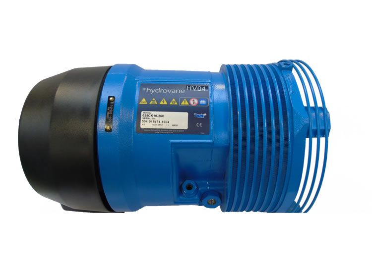 Hydrovane compressor outlet